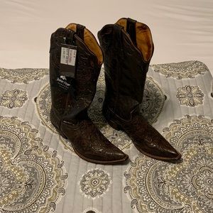 Johnny Ringo cowboy boots, size 8